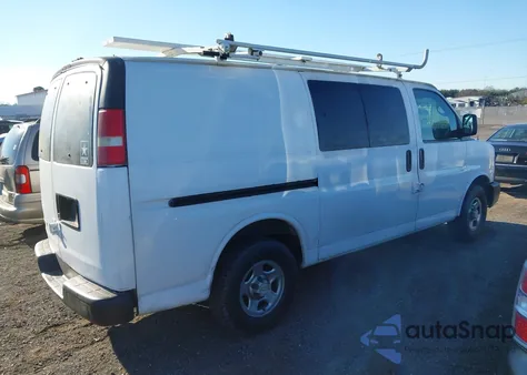 2007 Chevrolet Express Work Van z USA, uszkodzony, nr VIN 1GCFG15XX71181131